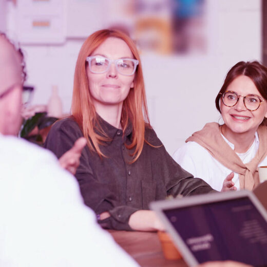 Alumnas de oposiciones en clase